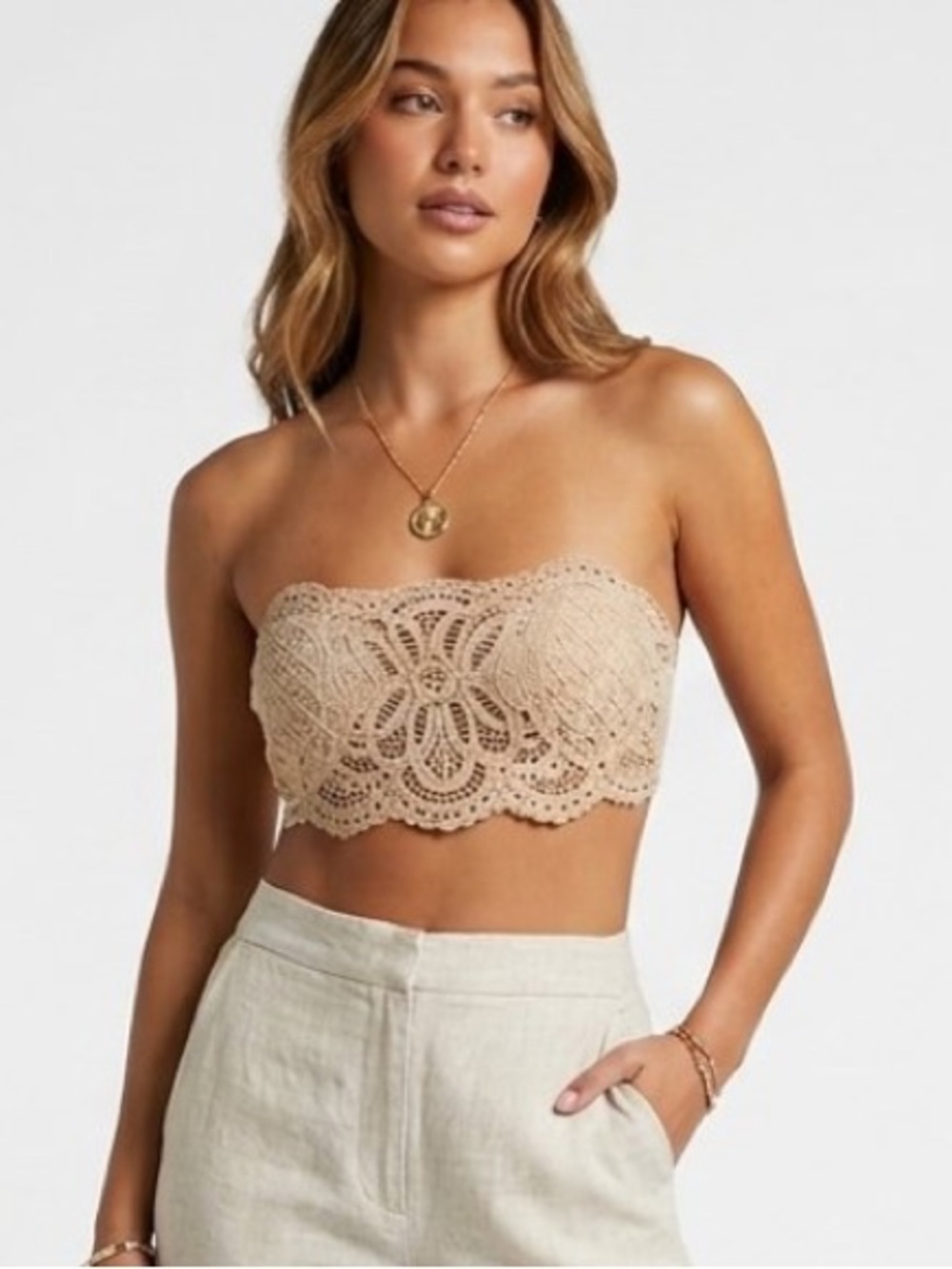Victoria's Secret Beige Lace Dream Angels Convertible Bra Size 34B NWT
